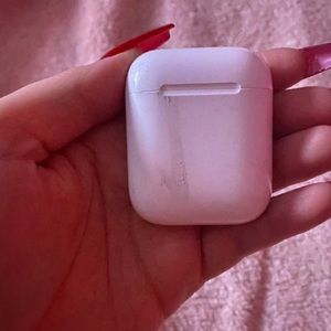 Apple air pods